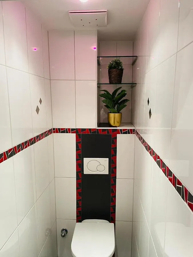 Super Deluxe Apartment - Near U6, U3 In City Center Vienna