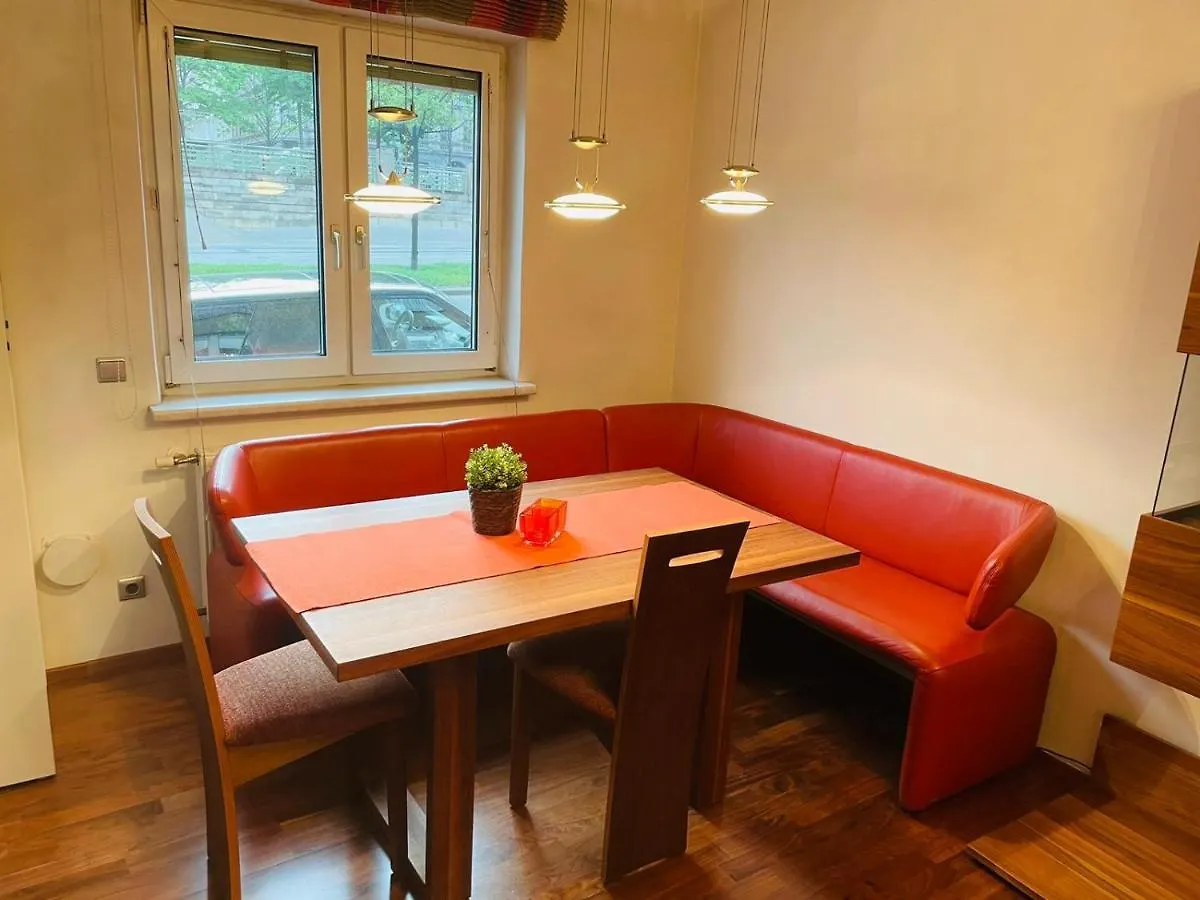 Super Deluxe Apartment - Near U6, U3 In City Center Vienna