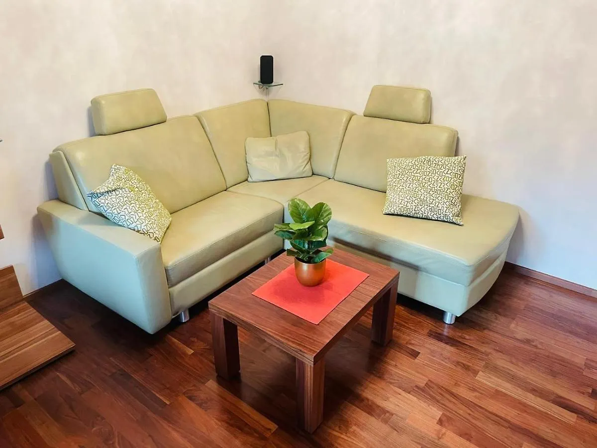 Super Deluxe Apartment - Near U6, U3 In City Center Vienna Austria