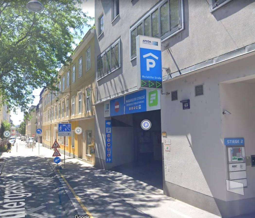Super Deluxe Apartment - Near U6, U3 In City Center Vienna Austria